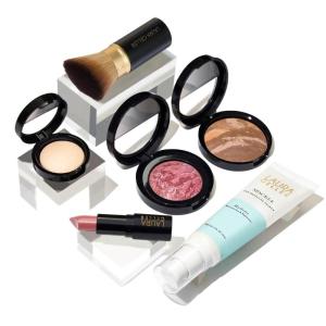 imageLAURA GELLER NEW YORK Cult Classics Full Face Kit Light06 Tan